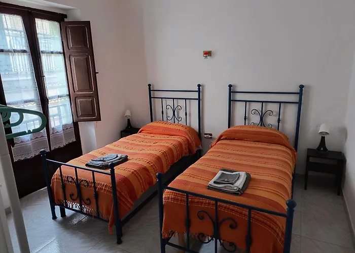 Casa Titti. Intero -